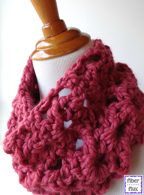 Agnes Lace Cowl
