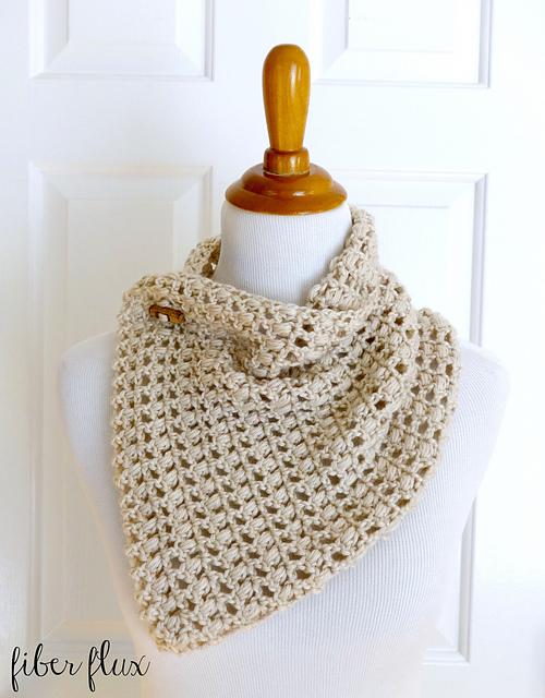 French Vanilla Button Cowl