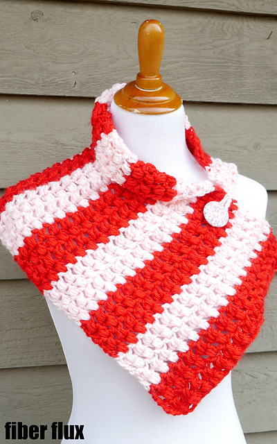 Peppermint Pop Button Cowl