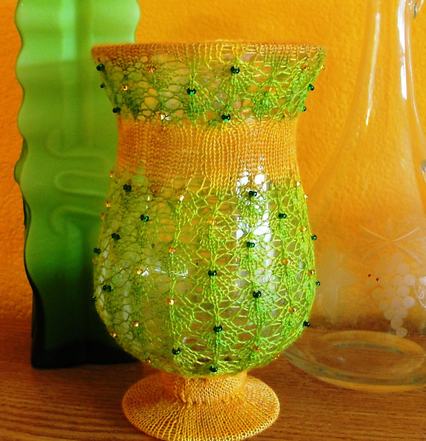 Leaf Lace Vase