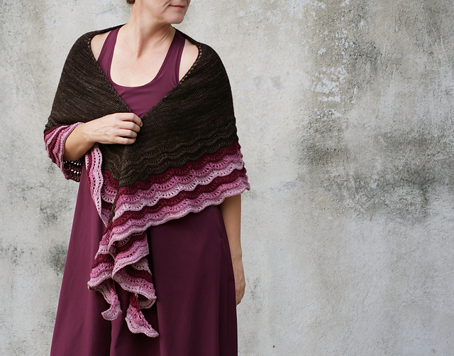 Mariel Shawl