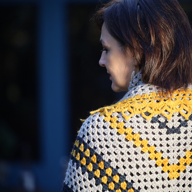 Lady Hawk Shawl