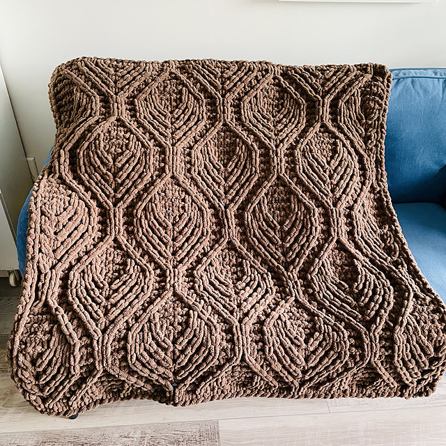 Art Deco Leaf Blanket