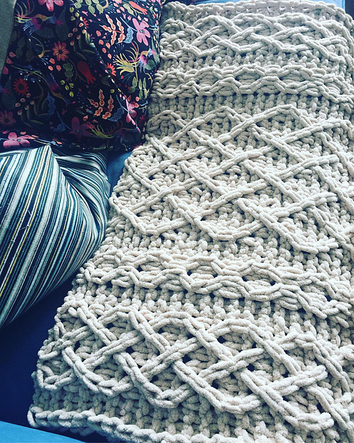 Irish Aran Cabled Trellis Blanket
