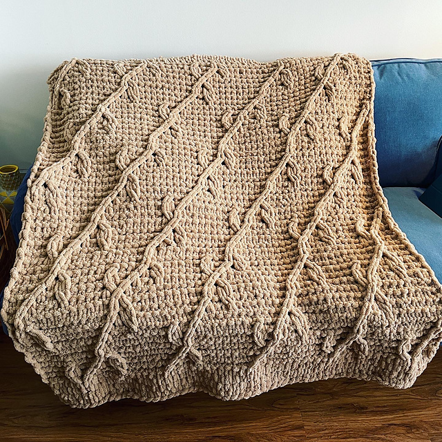 Ravelry Diagonal Vines Blanket pattern by I Love My Blanket