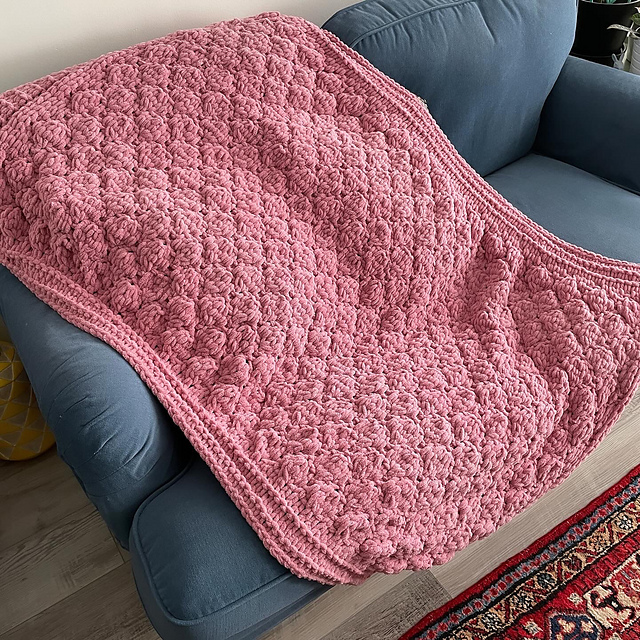 Ravelry: Puffy Diamond Baby Blanket pattern by I Love My Blanket