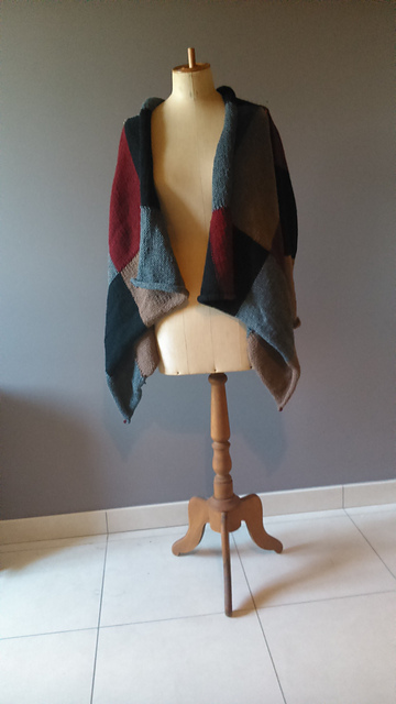 # 076 Patchwork Zipfeljacke