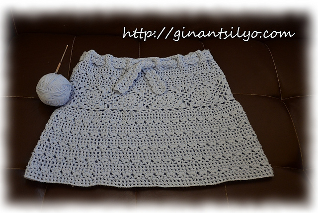 Daffodils Lace Skirt