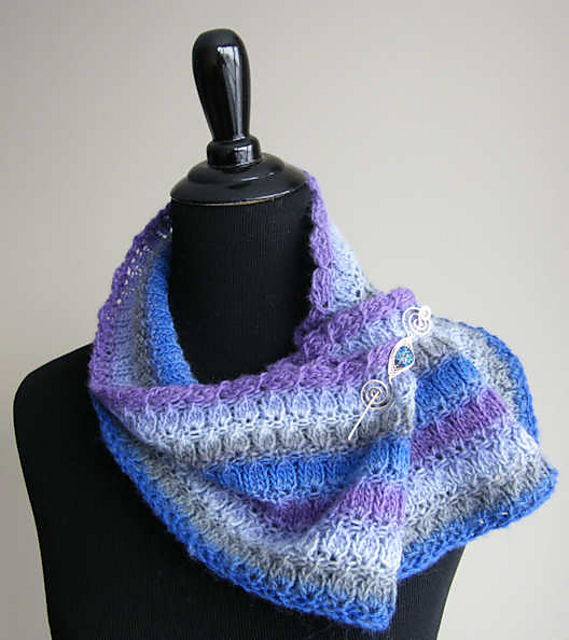 Blue Rocks Cowl