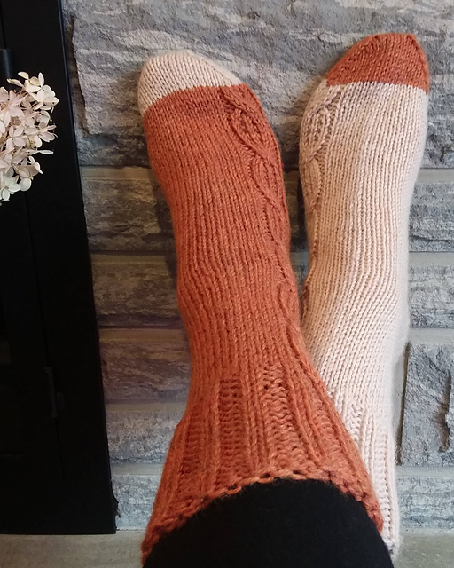 Hucklebuck House Socks