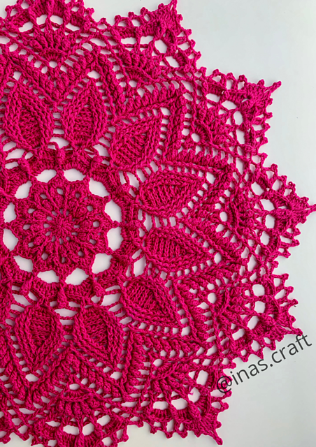 Lubna Doily