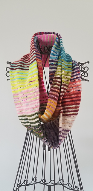 Free the Minis Scarf