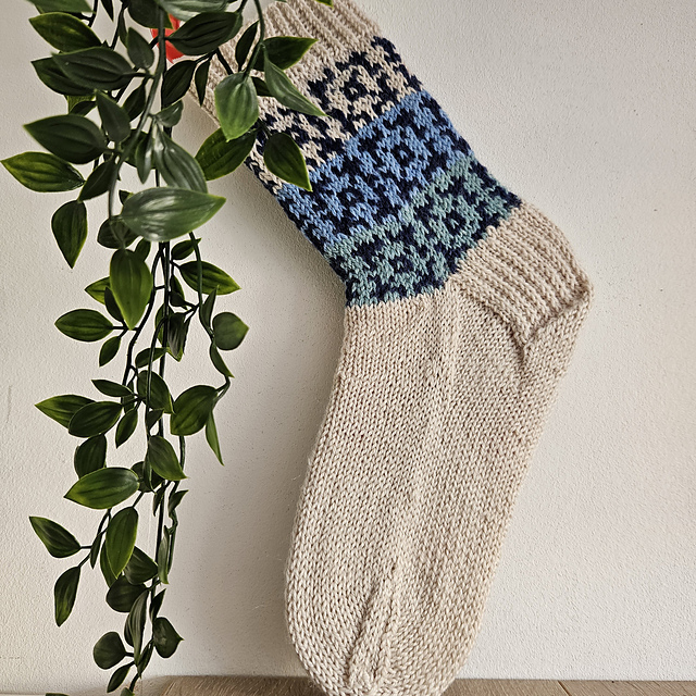 Echo Squares Socks