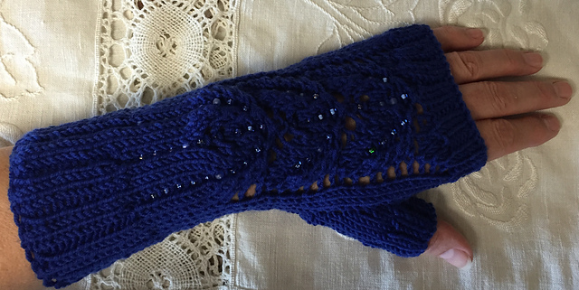 Lace & Beads Fingerless Gloves