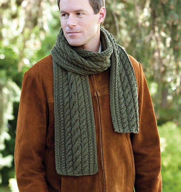 Widening Rib Cabled Scarf