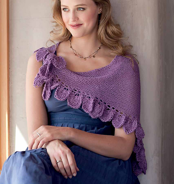 Serpentine Reversible Shawlette