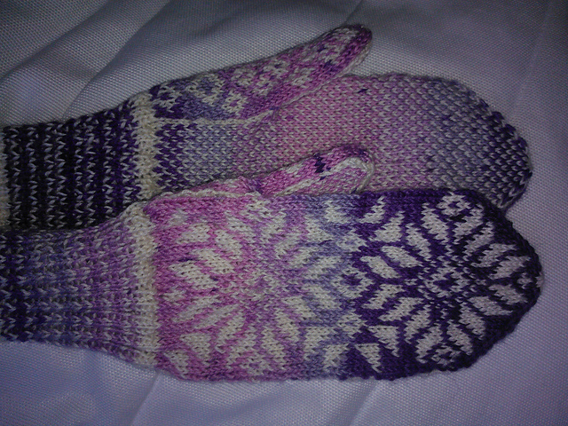 Jeanne's Sunburst Mittens