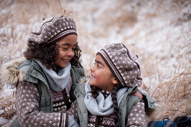 Veslemøy kåpe og lue/Veslemøy coat and hats