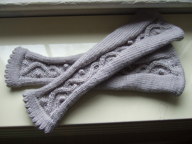 Silver Vine Gauntlets