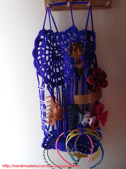Hairpins - Crocheted Stand
