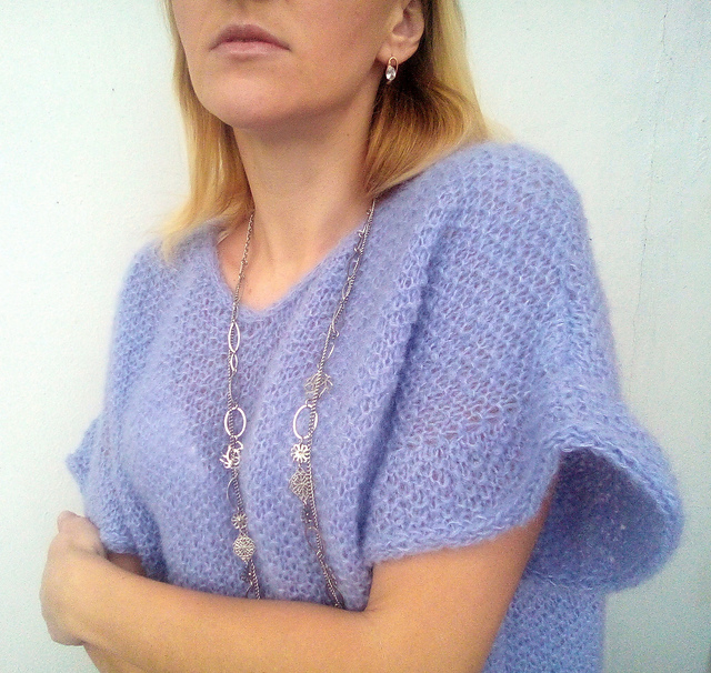 Women's knitted blouse