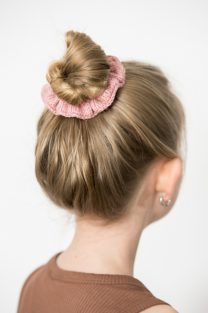 Estrid Scrunchie