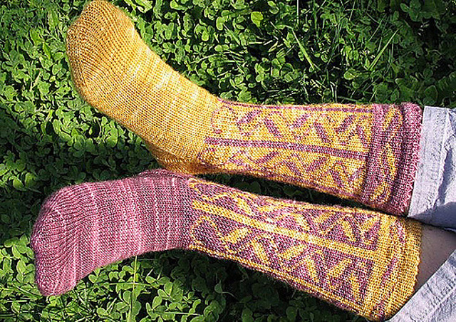Grapevine Socks