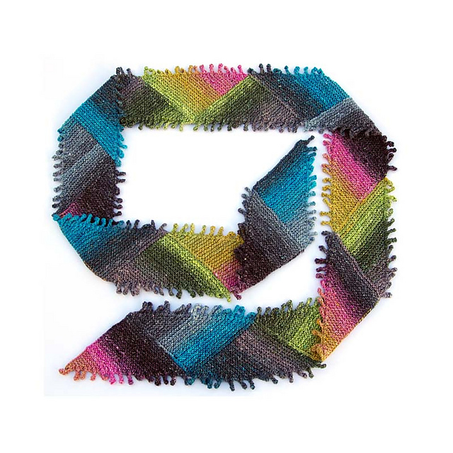 Triangles and fringes scarf