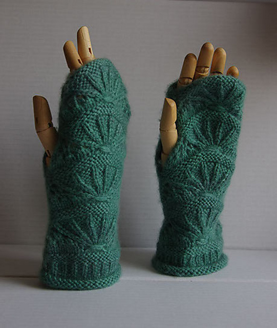 Emerald Arm Warmers