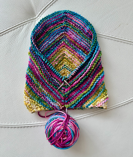 Snug Diagonal Cowl