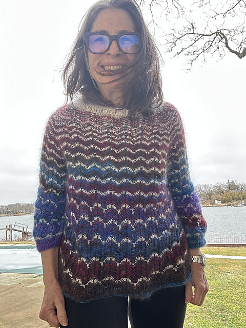 Wavy Raglan Sweater