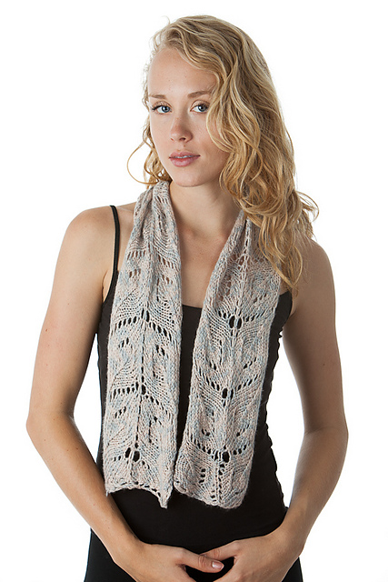 F242 Lace Glitter Scarf