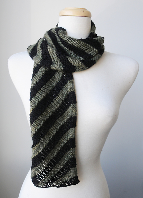 Incline Scarf P137