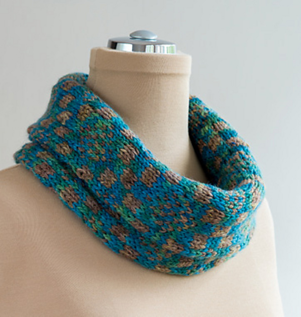 Stranded Loop Cowl