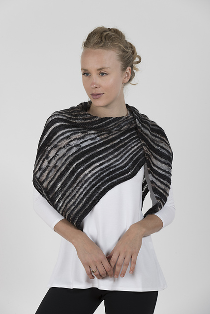Drama Queen Triangle Shawl