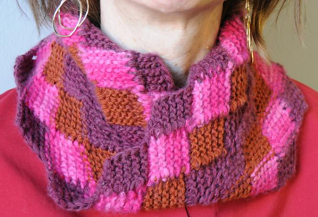 P126 Faux Entrelac Moebius