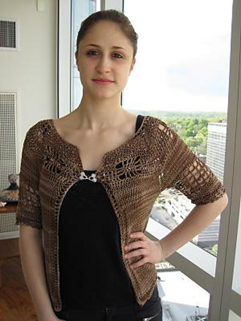 I214 Knit Crochet Cardi