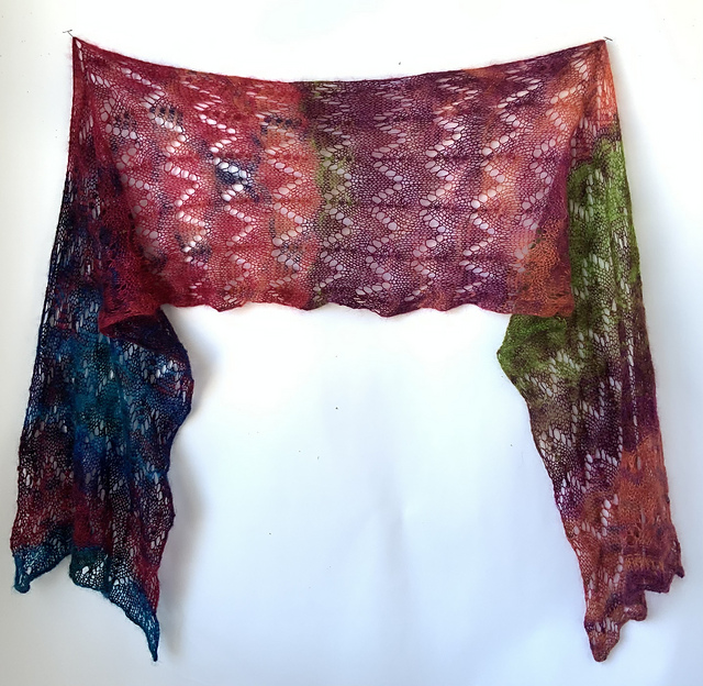 Horseshoe Lace Wrap