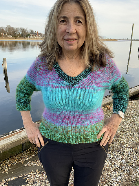 Ombre V Neck Pullover