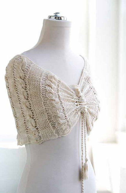 Lacy Textured Cowl