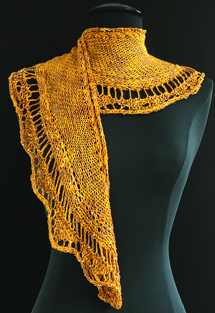 E207 Golden Lace Shawl