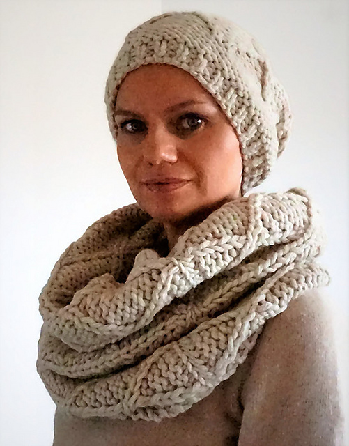 Ravelry: Cool Chunky Infinity Scarf and Hat pattern by isWoolish
