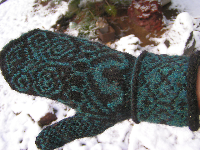 Moth Mittens