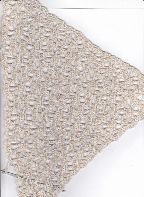 Kremowa chusta [Beige shawl]
