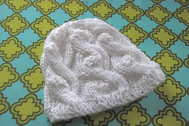 Newborn Bobble Cable Hat
