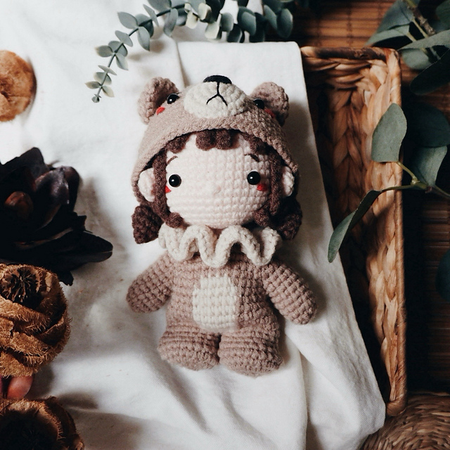 Chibi WYLO in bear costume