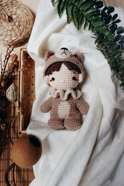 Chibi DOYL in bear costume