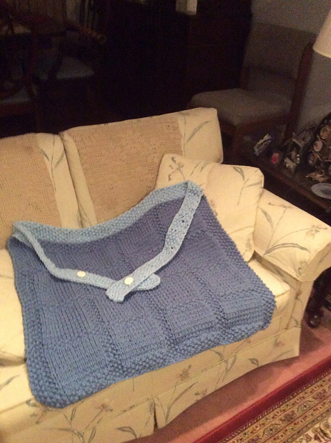 Lap Throw with Top Ties