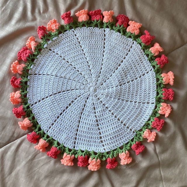 Lily Bouquet Blanket