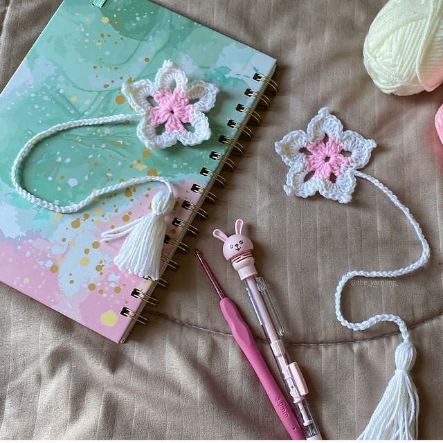 Flower Bookmark